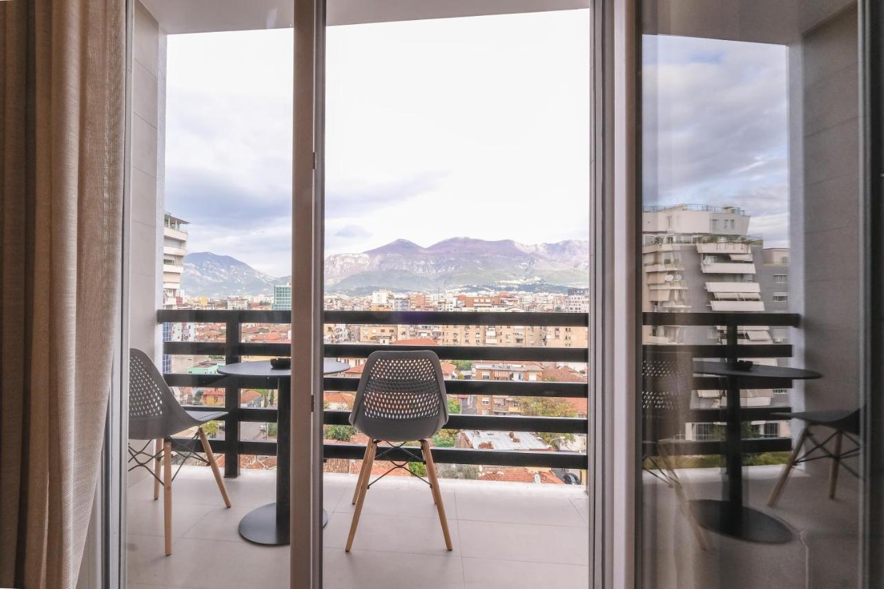 Two Steps Apartments 地拉那 外观 照片