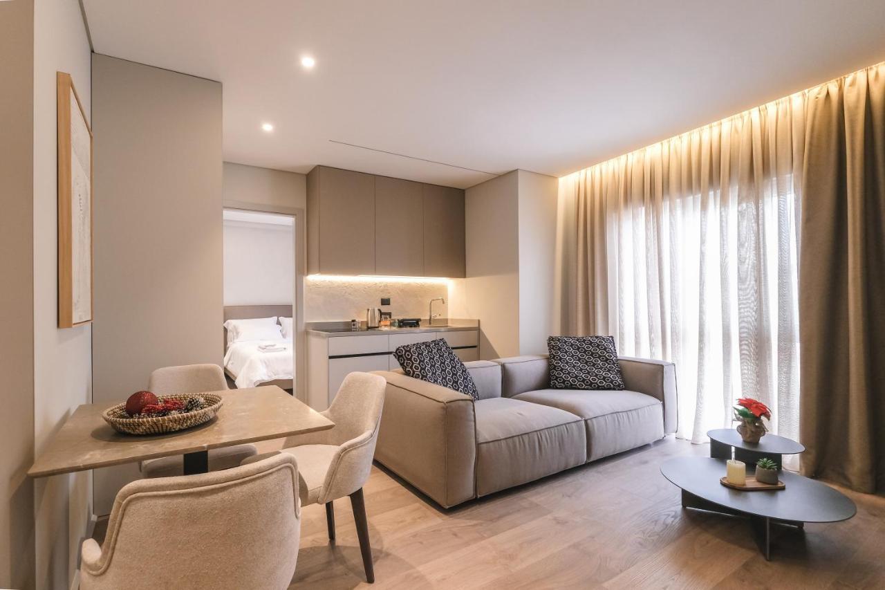 Two Steps Apartments 地拉那 外观 照片