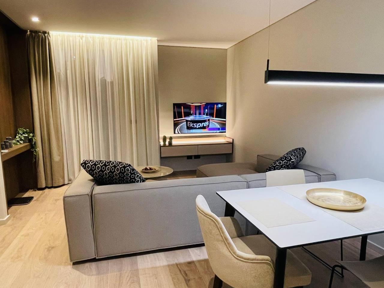 Two Steps Apartments 地拉那 外观 照片